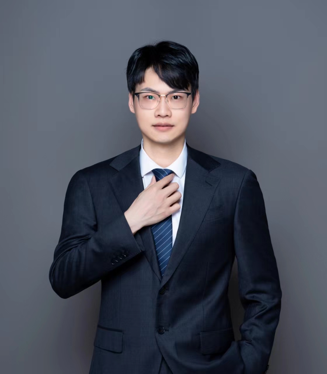 法治 顾晨昊.jpg